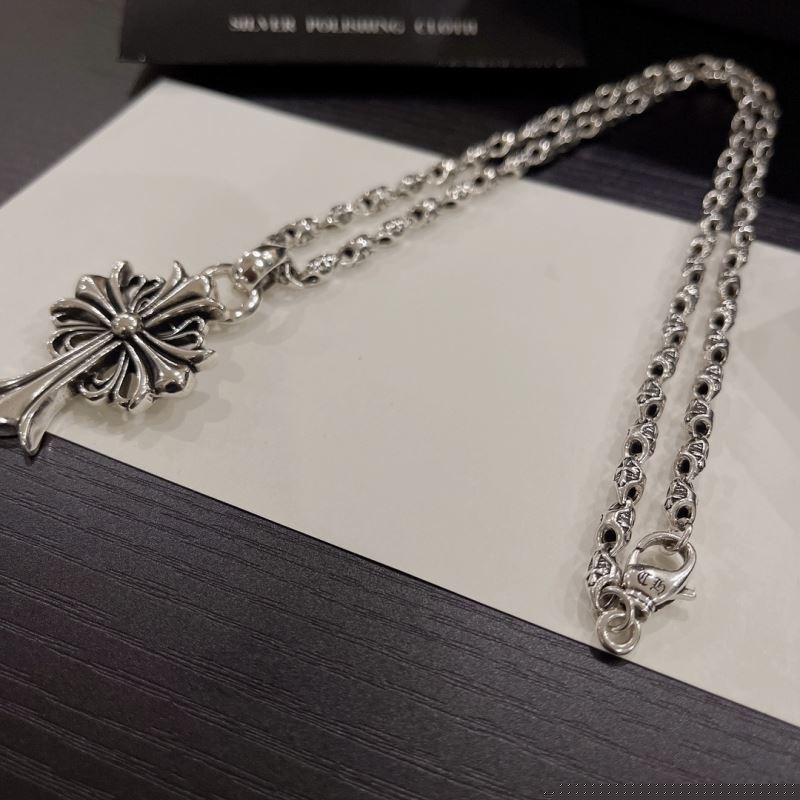 Ch**me He**ts necklaces